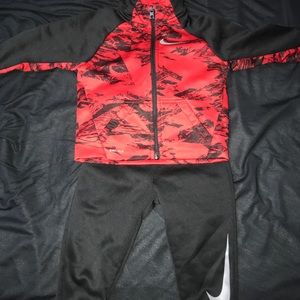 ❌SOLD❌Sweat suite Nike size 18mon